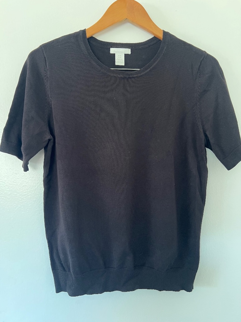 H&M Black Short Sleeve Sweater Knit Top Classic (M)